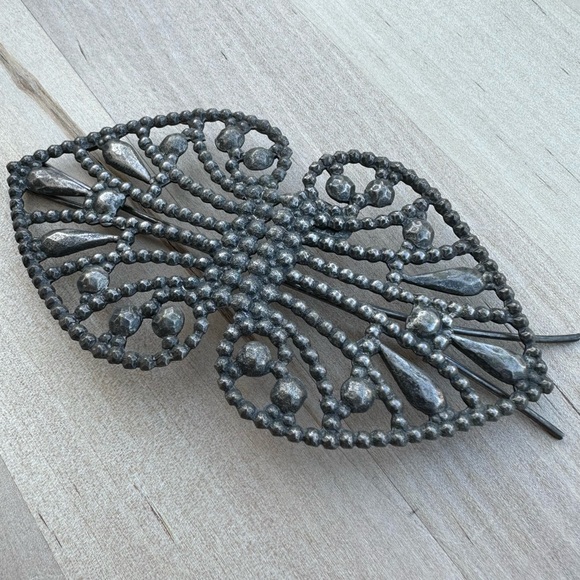 Miriam Haskell Vintage Hair Clip Signed - Picture 1 of 12